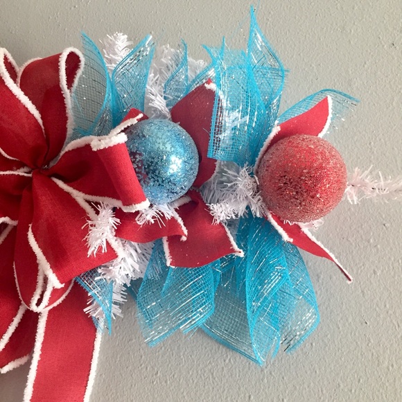 Christmas wreath and centerpiece 🎄 - Picture 4 of 5